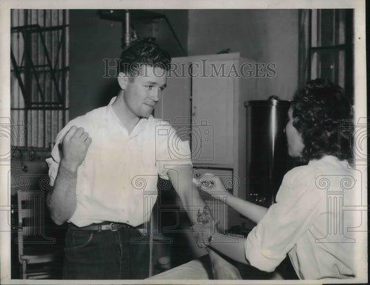 1946 Press Photo Calif, San Quentin convict Frank Johnson& B Randall - neb98850 - Historic Images