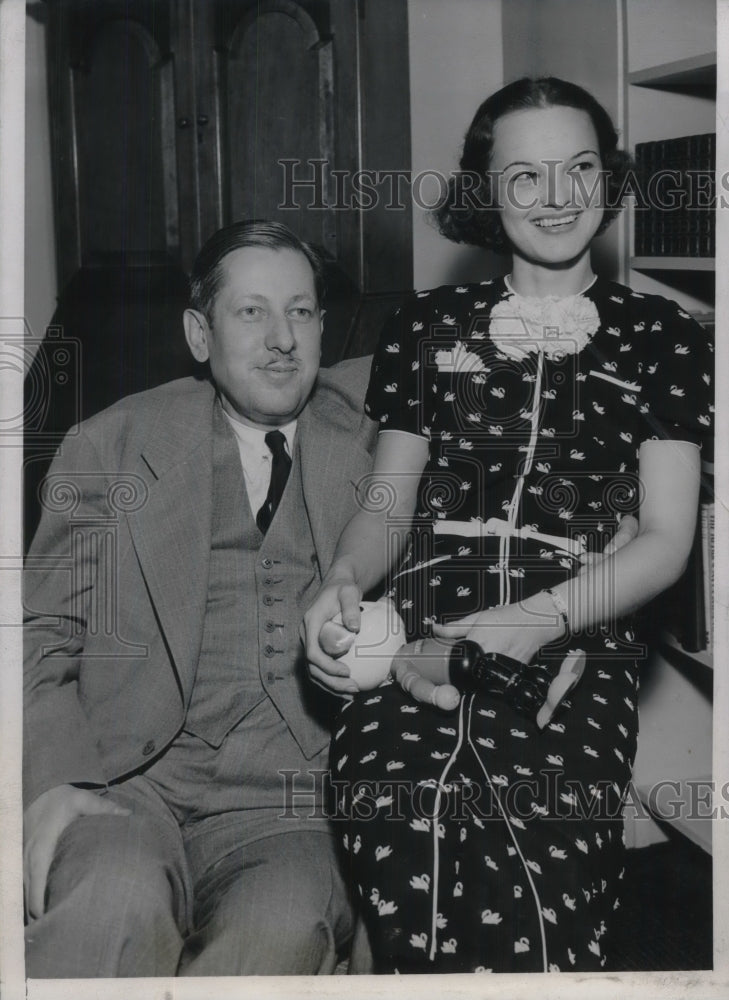 1937 Press Photo Carlton Kelsey Lillian Hawes Carter Columbia Broadcasting - Historic Images