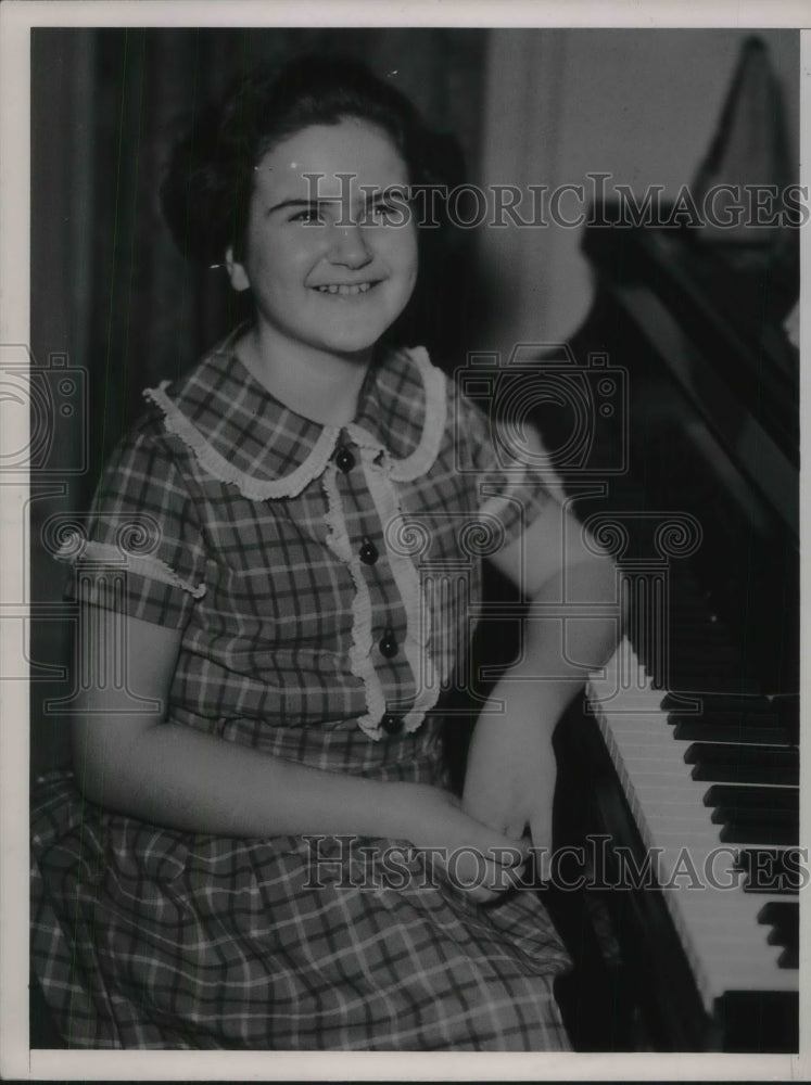 1936 Press Photo Ruth Slenczynski - Historic Images