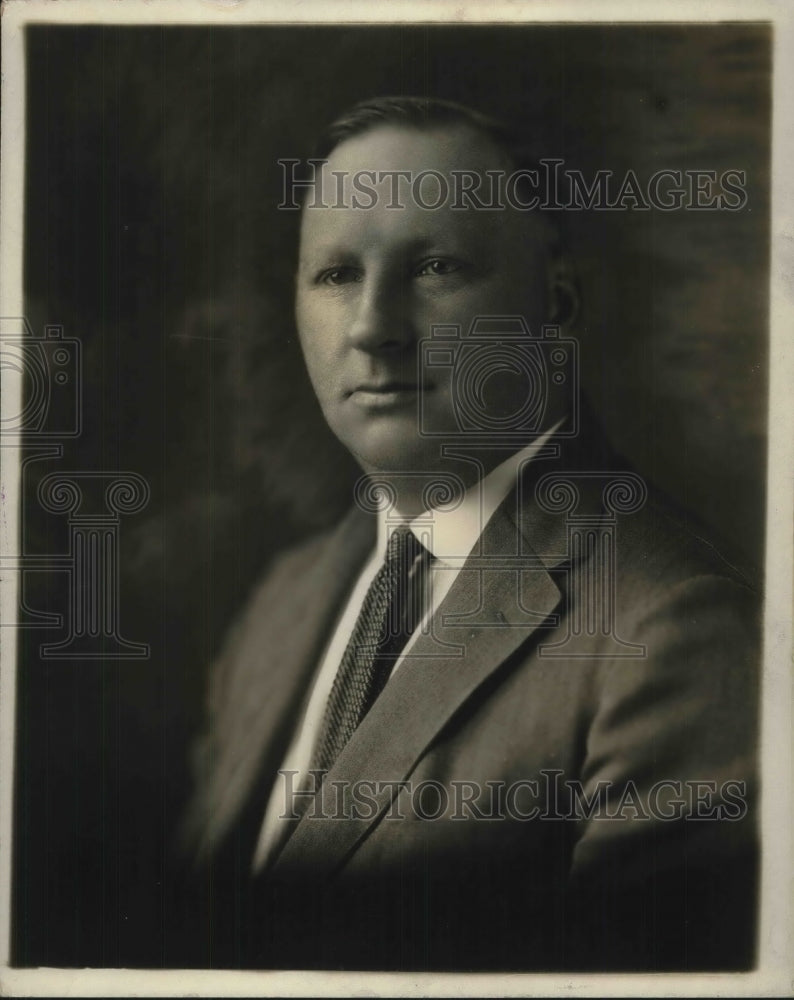 1924 Press Photo Wesley Grills Safety Director - Historic Images