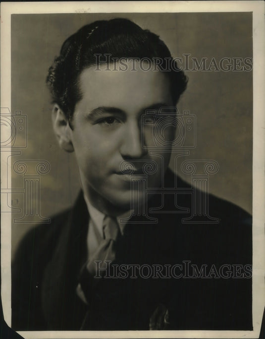 1933 Press Photo Leonard Keller, Master of Ceremonies, Bal Musette-Cabaret - Historic Images
