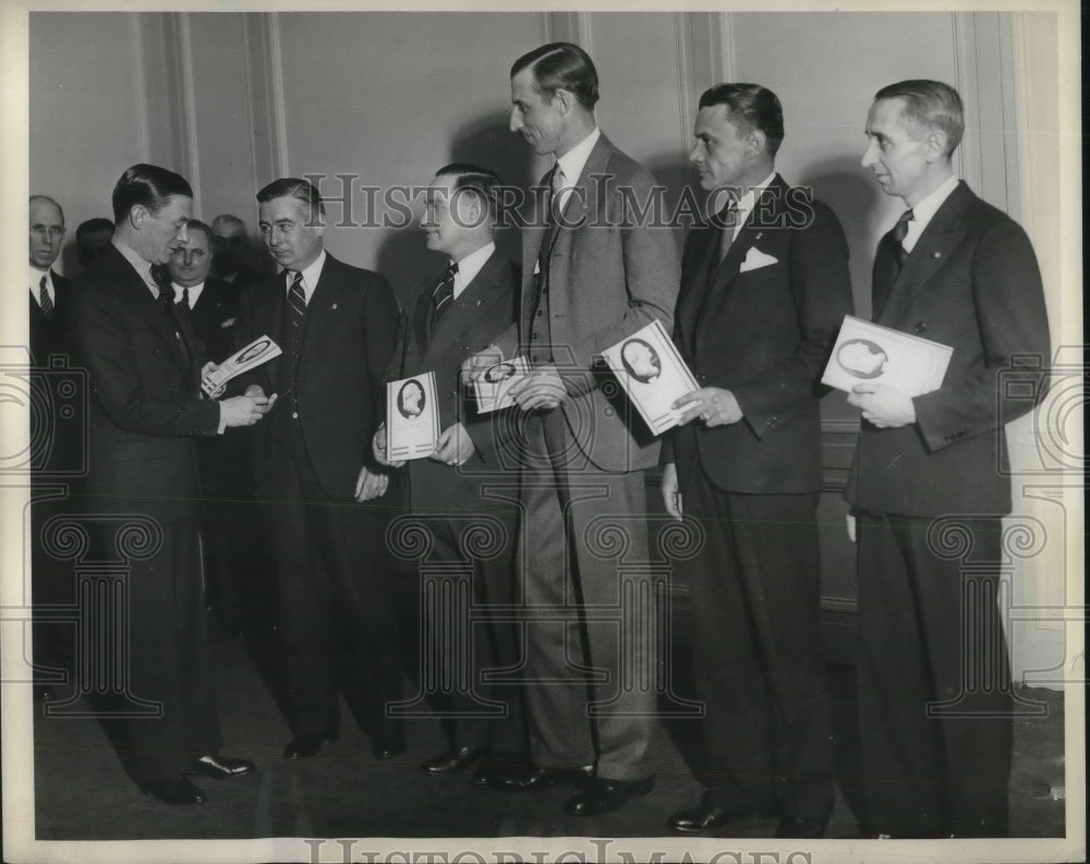 1932 Press Photo Mayor James J Walker New York American Legion Meeting-Historic Images