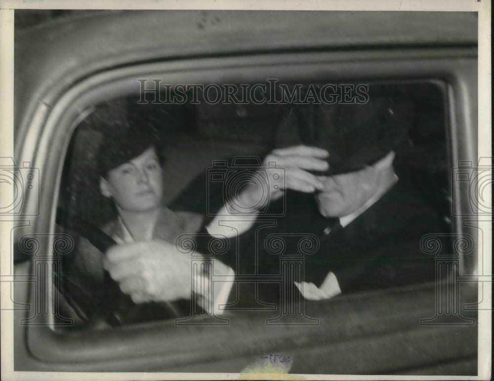 1938 Press Photo LA,Calif. Mr &amp; Mrs William Cahill, quizzed about bookies death - Historic Images