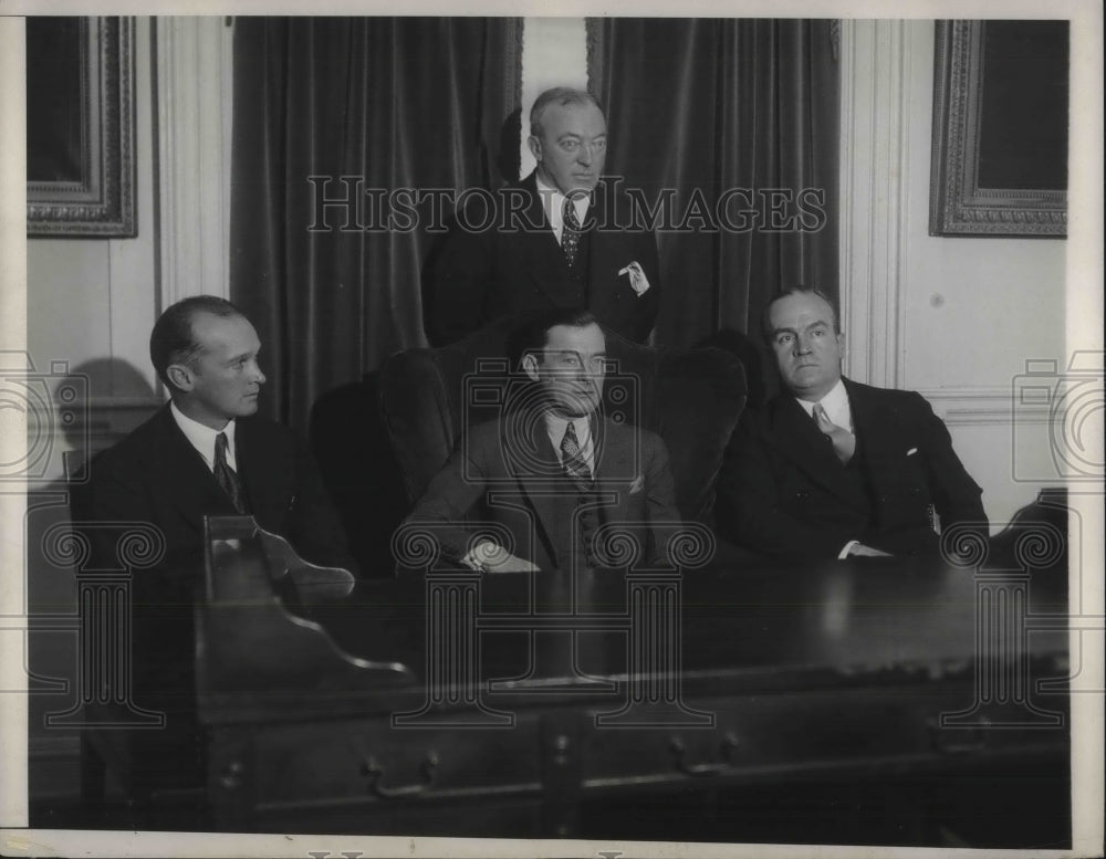 1931 Military Aide to Secretary of State Capt Rernier, Mayor Walker - Historic Images