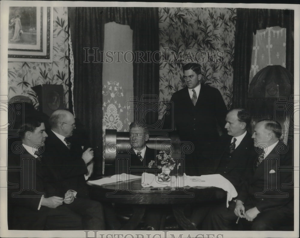 1928 Press Photo Senate Committee Questioning Judge Saughaur of Indiana County - Historic Images