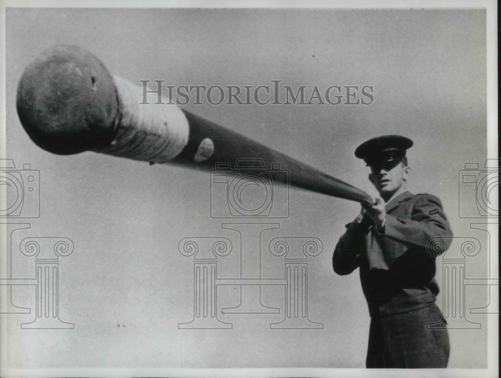 1962 John Uelses &amp; Fiber Glass Pole Vaulting Pole - Historic Images