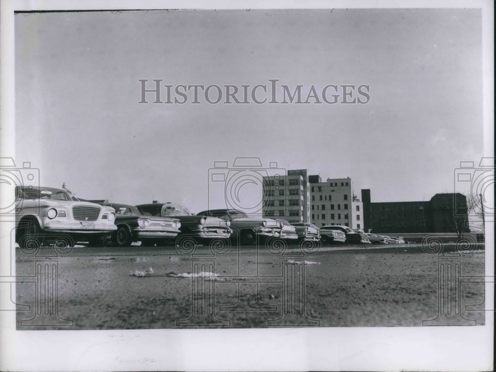 1963 Press Photo Parking lot at East 22 and Central - Historic Images