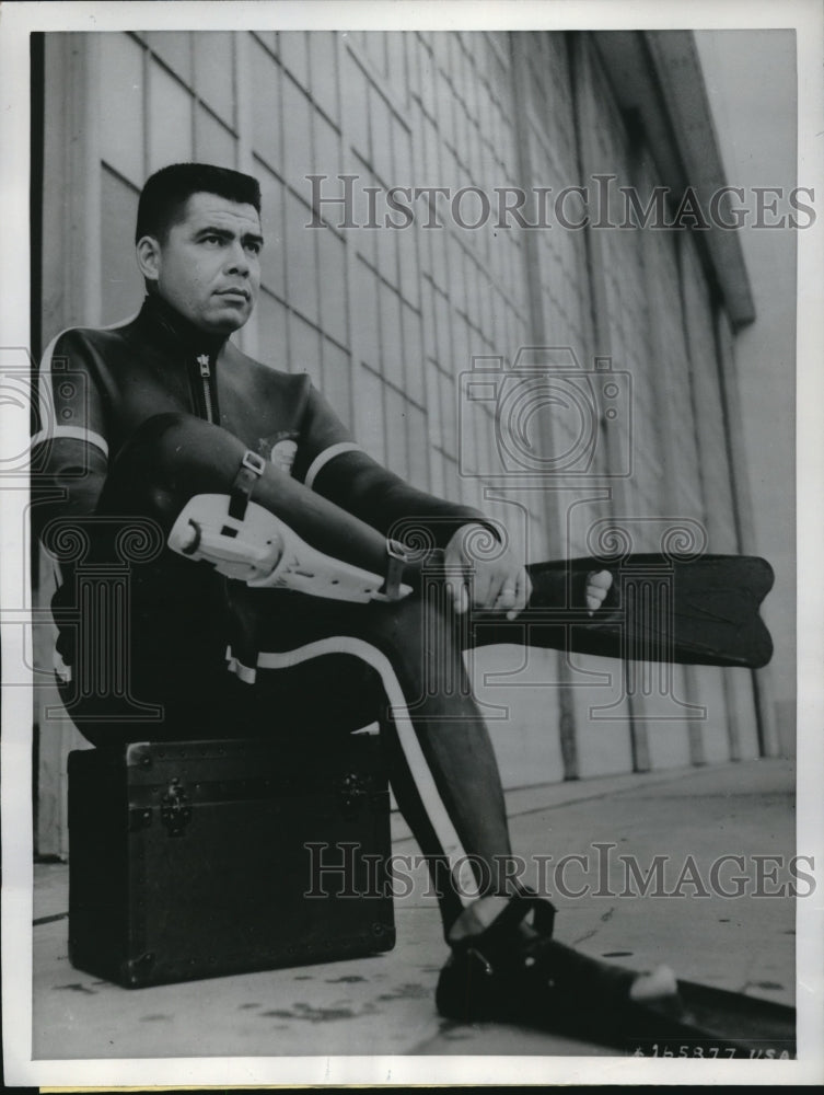 1961 Press Photo Air force Staff Sgt. William Varga,a rare &quot;paradiver&quot; - Historic Images