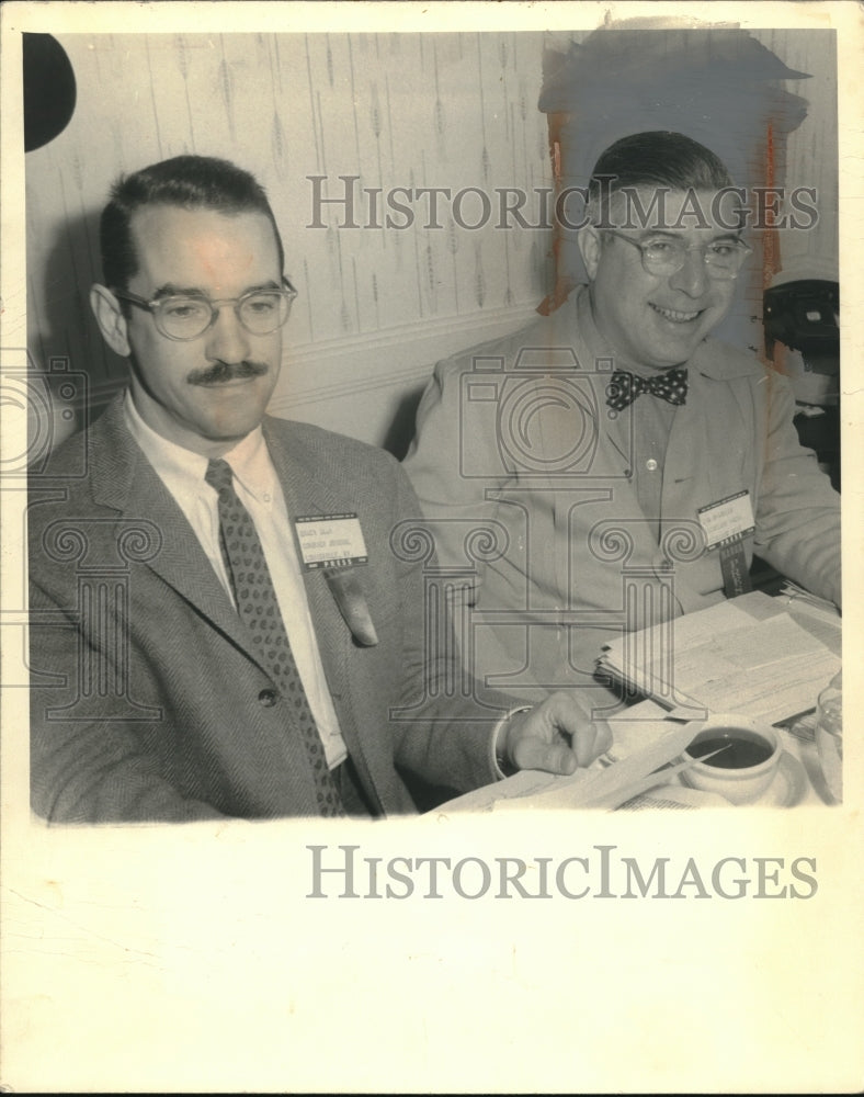 1959 Reporter Jim Chandler At Event - Historic Images