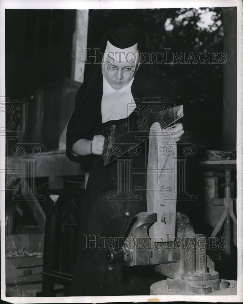 1956 Press Photo Sister Mary Gerald Sawing Wood - Historic Images