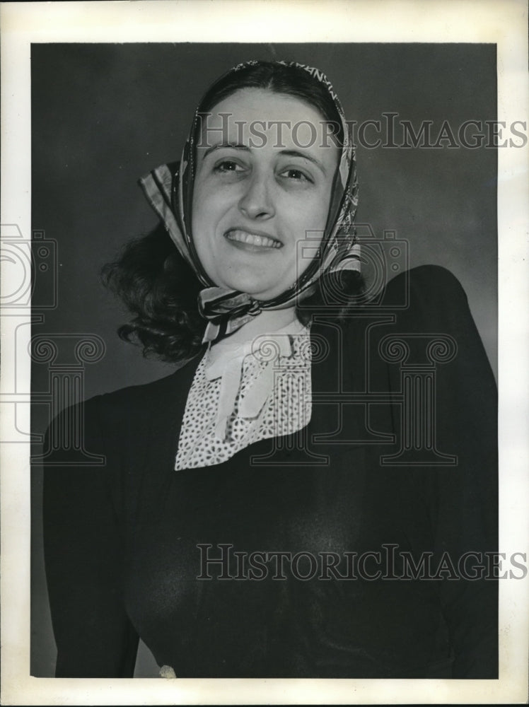 1941 Myriam Knight, American Nurse on S.S. Excambion - Historic Images