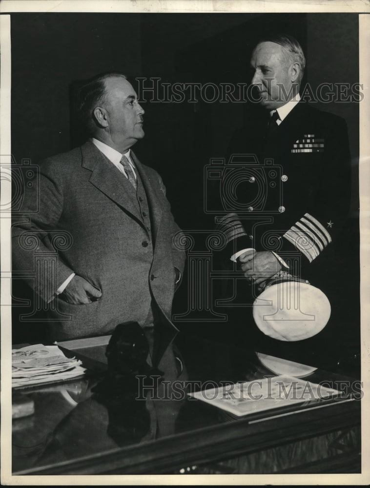 1933 Admiral David Foote Sellers Visits Mayor Frank L. Shaw - Historic Images