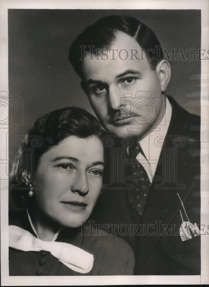 1938 Judge Joseph Crater&#39;s Widow, Mrs. Carl Kunz, Sails for Europe - Historic Images