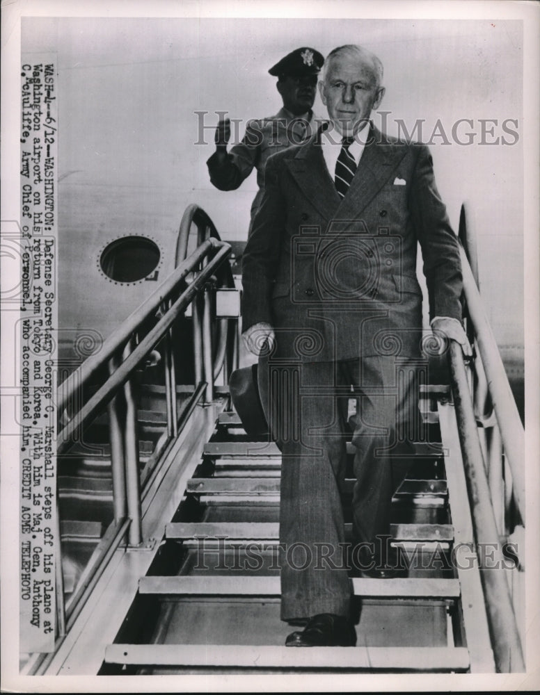 1951 Press Photo Defense Secretary George Marshall Exits Plane Returns From Asia - Historic Images