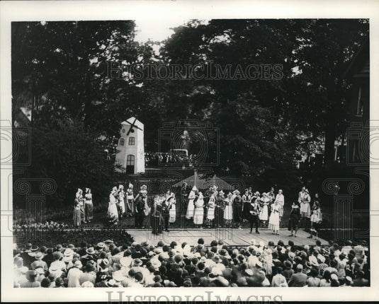 1934 May Festival at the Women's College of Furman University - Historic Images