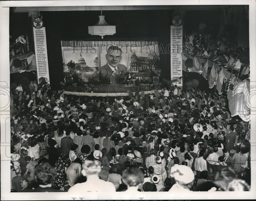 1948 Governor Thomas E Dewey in his campaign HQ Bellevue Hotel - Historic Images