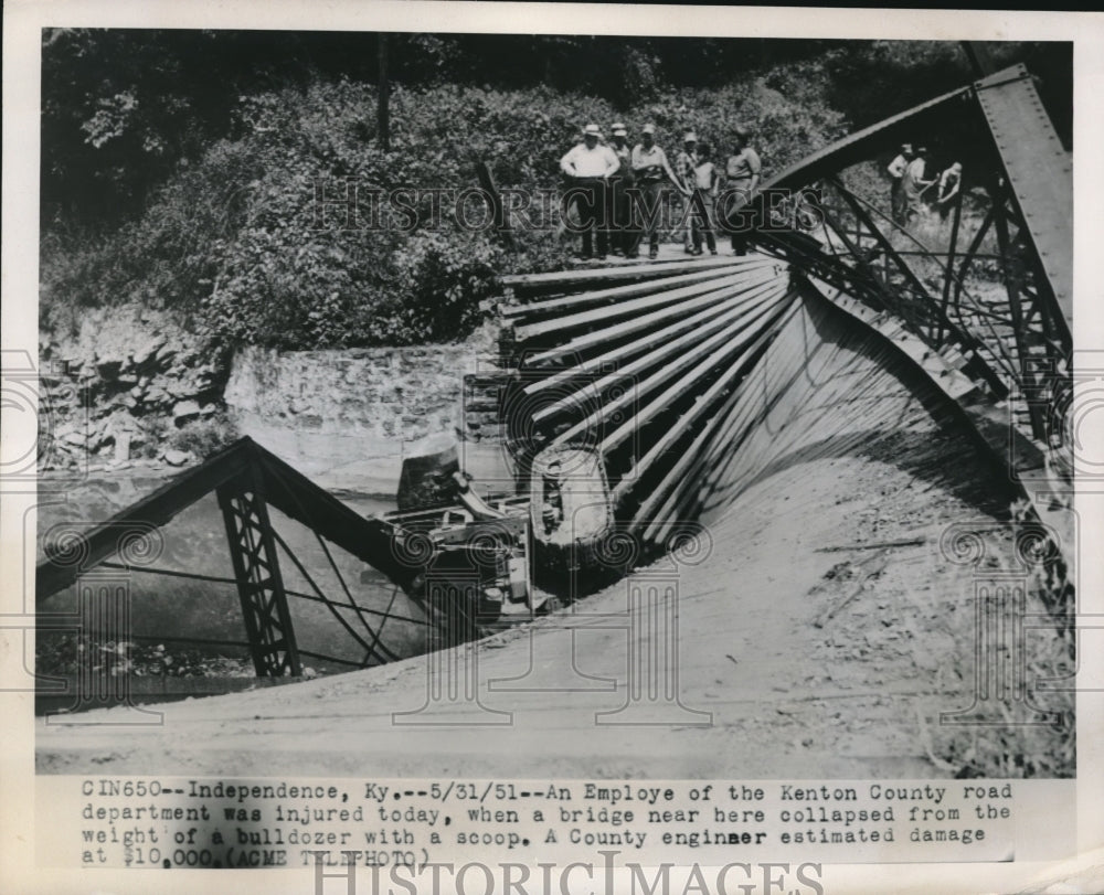 1951 Press Photo Kenton County Employee Working On Bridge is Injured in Collapse-Historic Images
