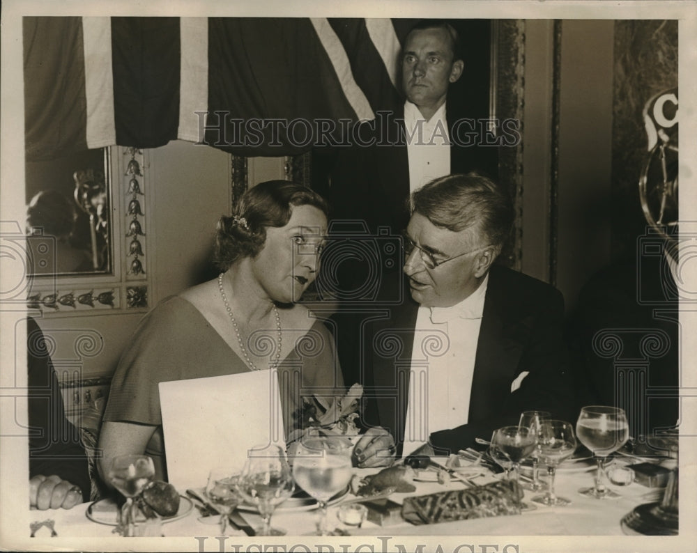 1934 Press Photo Mrs T.O.M. Sopwith & Senator Royal S Copeland at Hotel Pierre-Historic Images