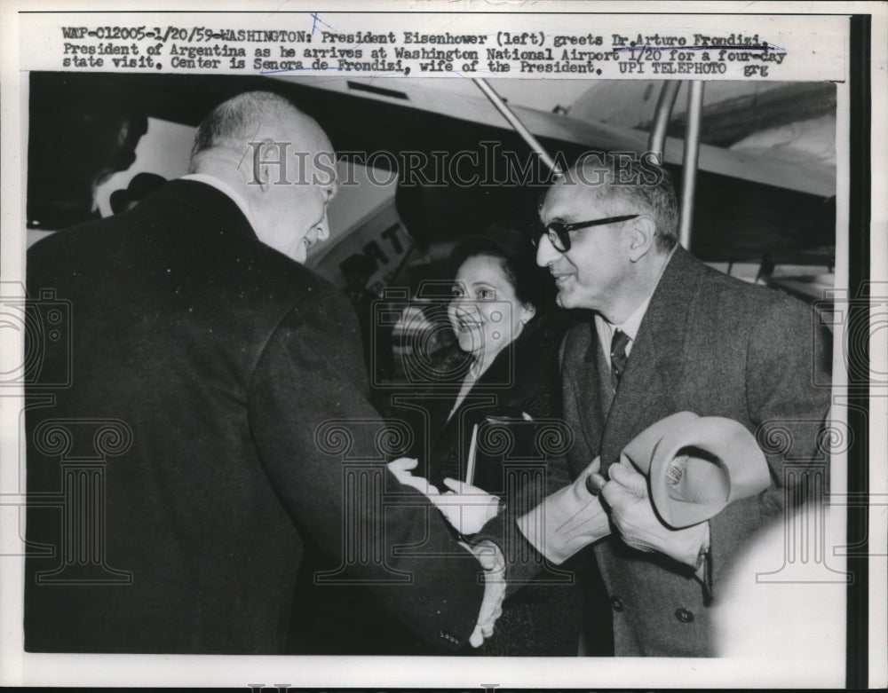 1959 Press Photo Pres Eisenhower greets DrArturo Frondizi, Pres of Argentina - Historic Images