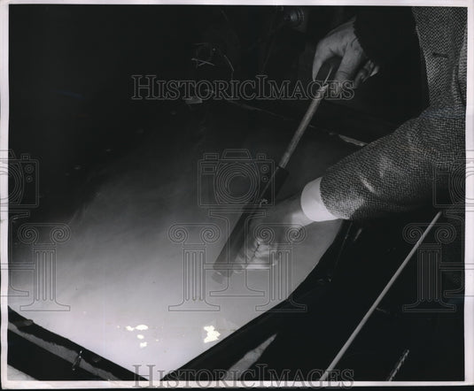 1947 General Electric Scientist Makes Snow Crystals With Popgun Toy - Historic Images