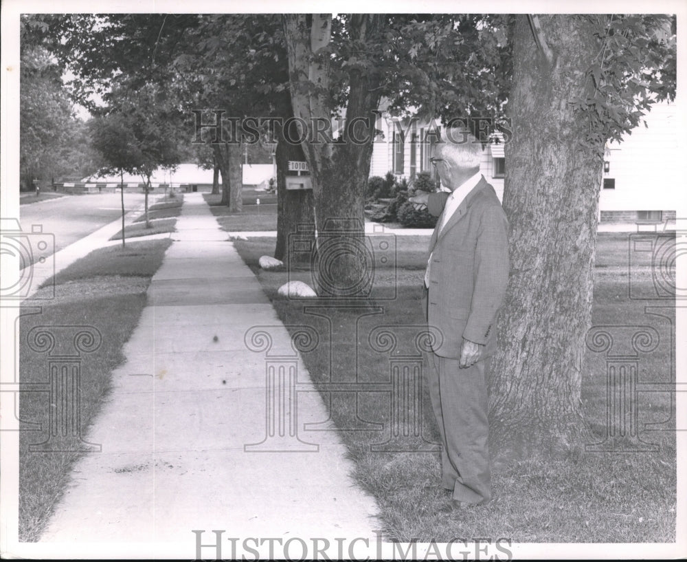 1966 William Valentino, Brooklyn Service, Building Director - Historic Images