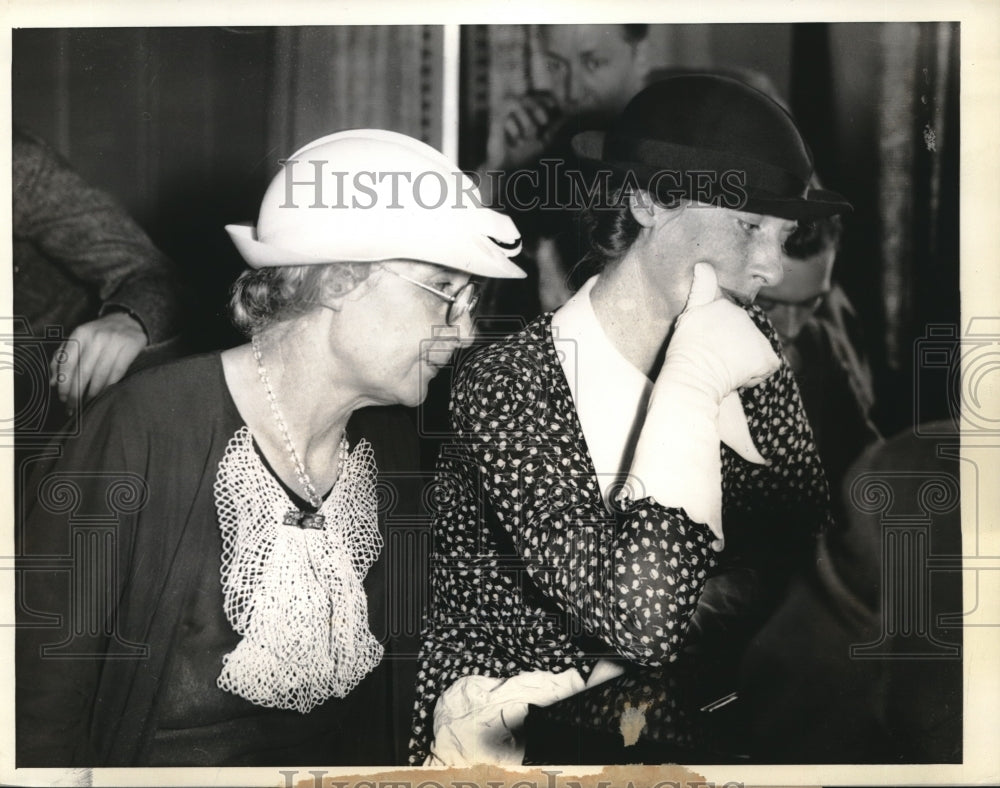 1936 Mrs. Hilma vallette, mrs. Cecilia Surridge Kin of Slain woman - Historic Images