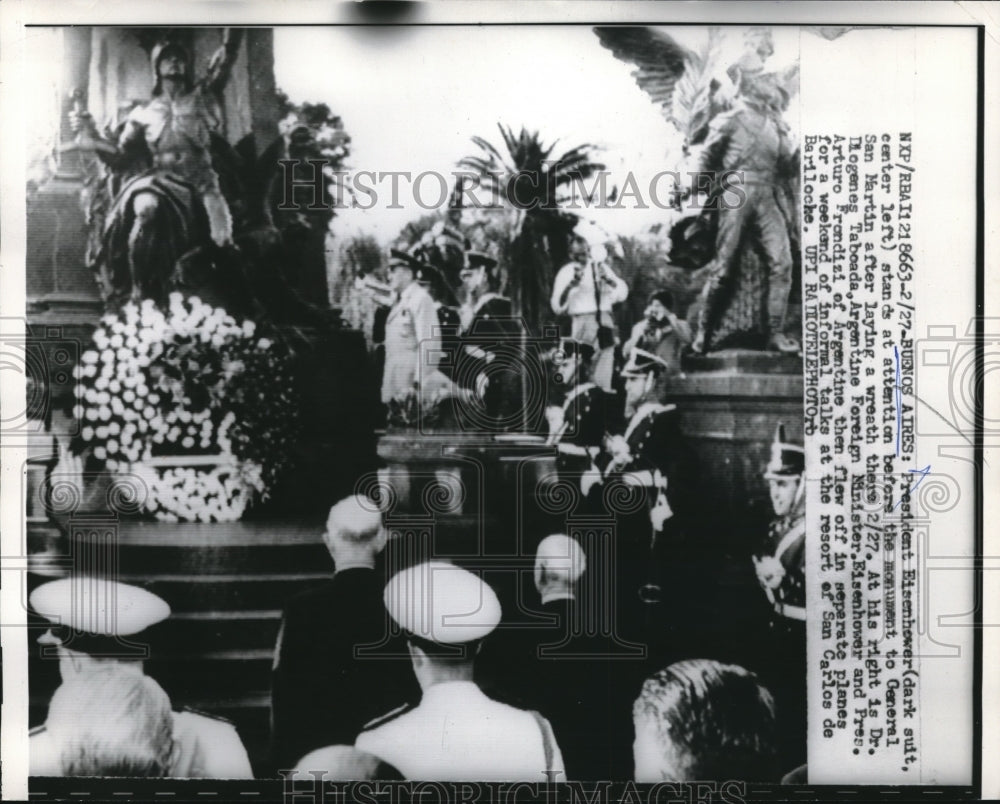 1960 Press Photo Pres. Eisenhowers Lays Wreath at Monument General San Martin-Historic Images