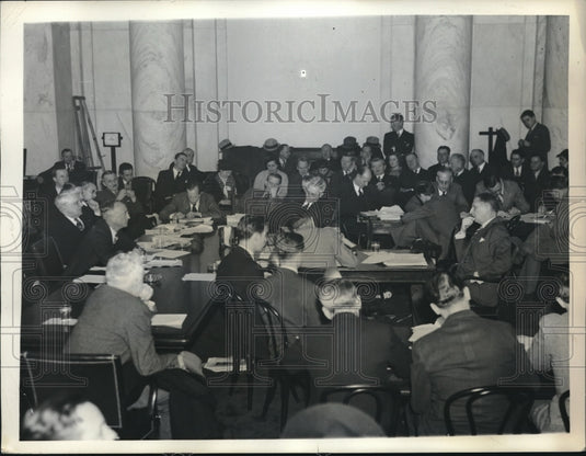 1938 Lammot du Point Questioned at Senate Unemployment Hearing - Historic Images
