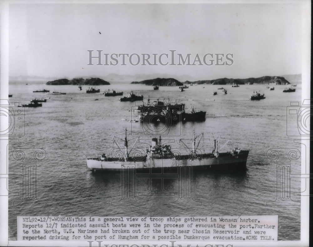 1951 Press Photo Troop Ships Gathered in Wonsan Harbor - Historic Images