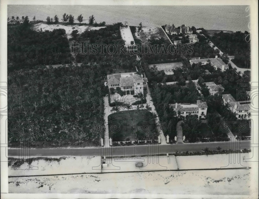 1934 Press Photo Enzo Fiermante Italian Prize Fighter & New Bride at Private Be - Historic Images