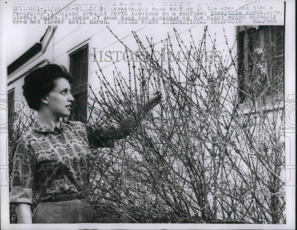 1960 Press Photo Unseasonably Warm Winter In The Area Tied A Record 68 Degrees - Historic Images