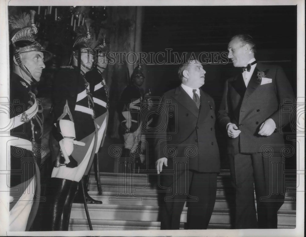 1946 UNRRA Director LaGuardia Attend Opera In Paris - Historic Images