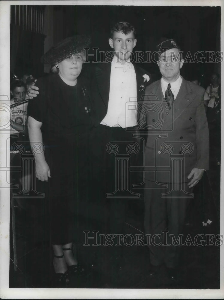 1948 Jack Mason 17 Year Old Governor of Buckeye Boys State &amp; Parents - Historic Images