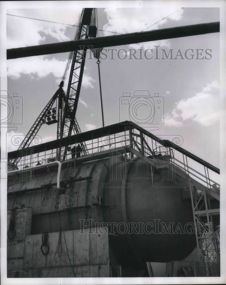 1958 Press Photo construction of Triton submarine, Knolls Atomic Lab - Historic Images