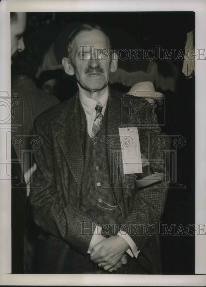 1938 Press Photo Hartsdale, NY Henry R Barrett, republican leader - Historic Images