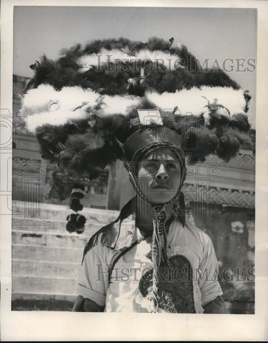 1961 Press Photo Headpiece Worn by Jose Mendez of Zapotec Indians - Historic Images