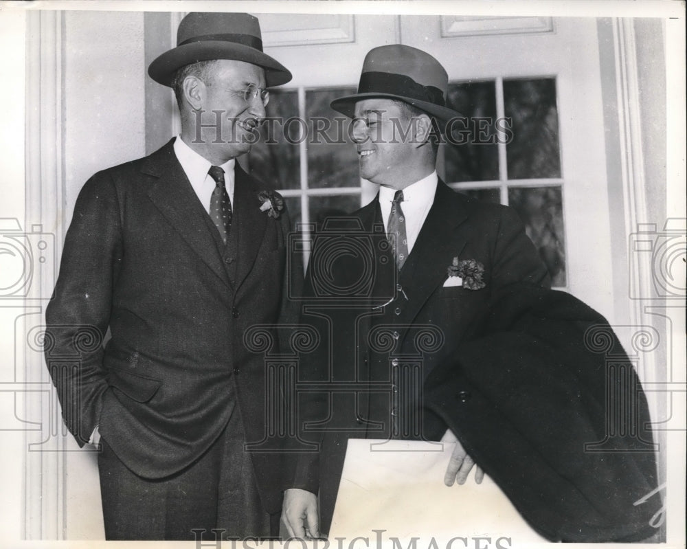 1935 Press Photo Sec of Treasury Henry Morgenthau Jr Daniel Bell Dir of Budget - Historic Images