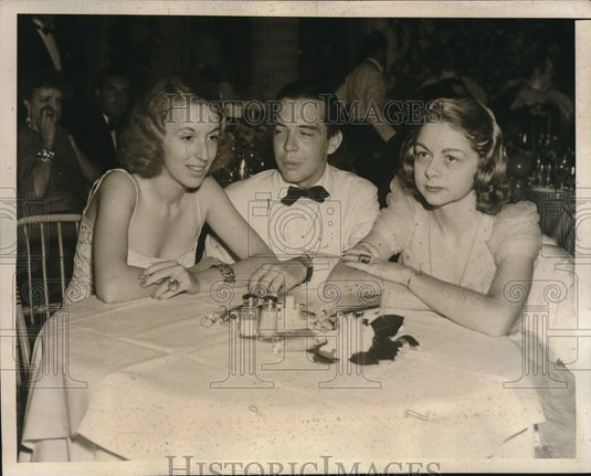 1939 Evalyn McLean, Julian Gerard, Jr., Eleanor Meem - Historic Images