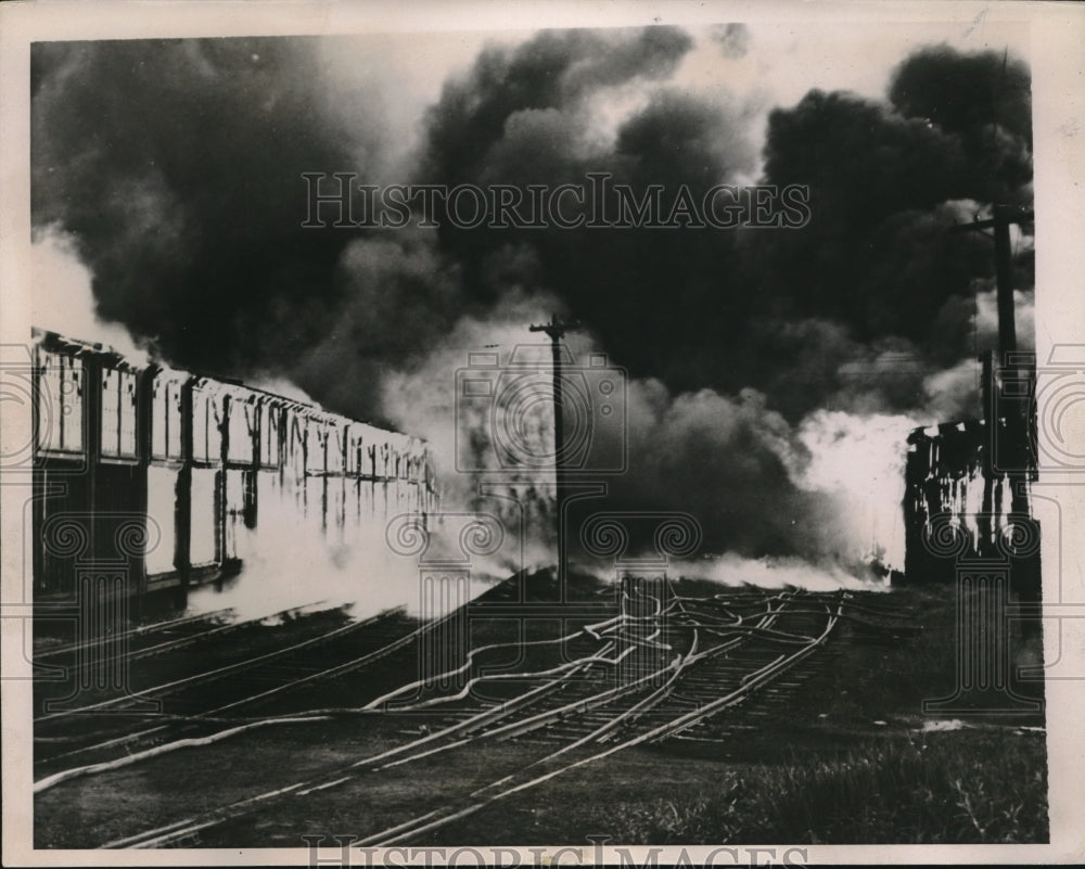 1935 Press Photo Dock Fire Erie Pennsylvania Railroad - Historic Images