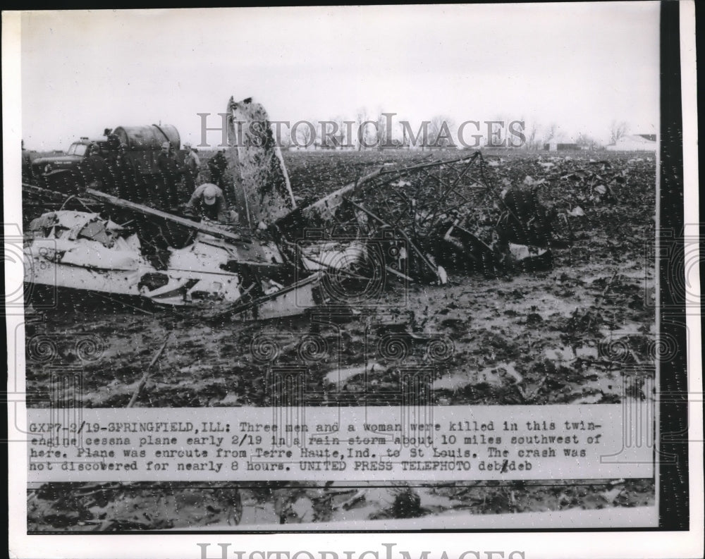 1955 Springfield, Ill. Wreckage of Cesna plane crash killed 4 people - Historic Images