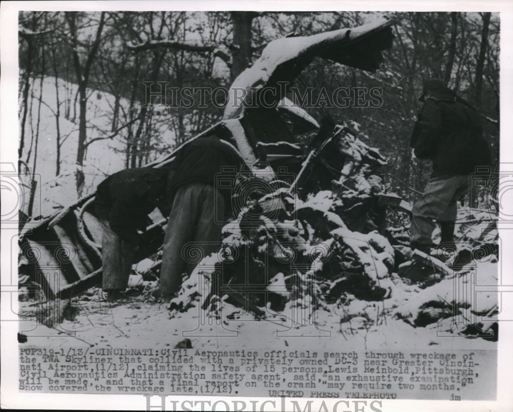 1955 Cinncinati, Ohio wreckage of DC - Historic Images