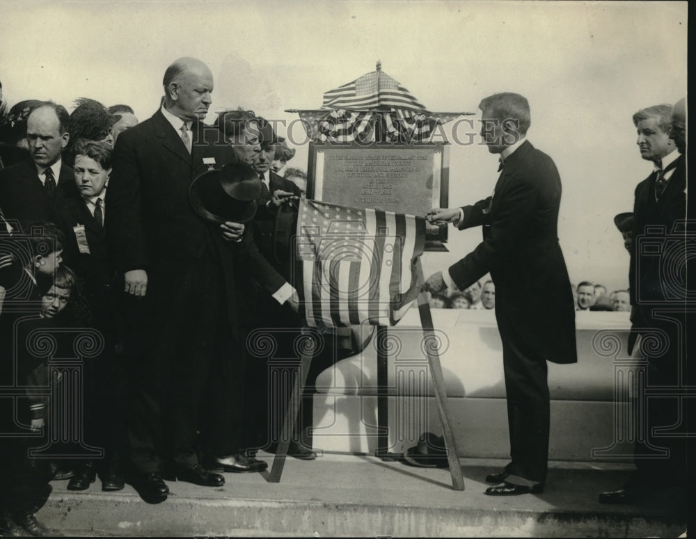 1922 Crawford McCoullough Americas Unkown Arlington National Cemetar - Historic Images