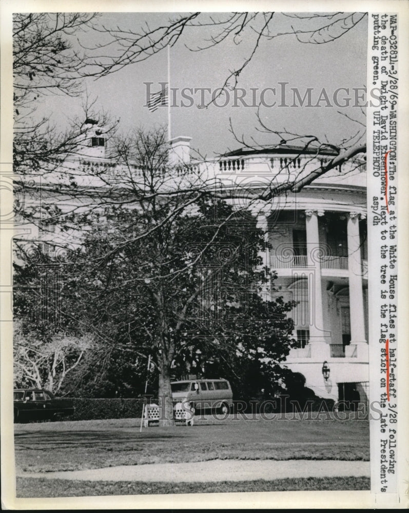 1969 American Flag At White House Flies At Half Staff - Historic Images