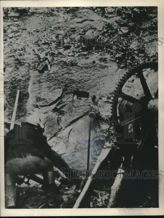 1939 Press Photo Horizontal Air Well Deive At The Coast. - Historic Images