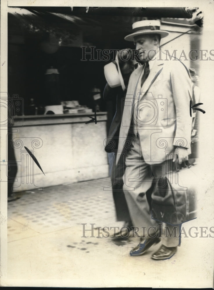 1928 Former Bancitaly secretary Callahan charged with embezzlement - Historic Images