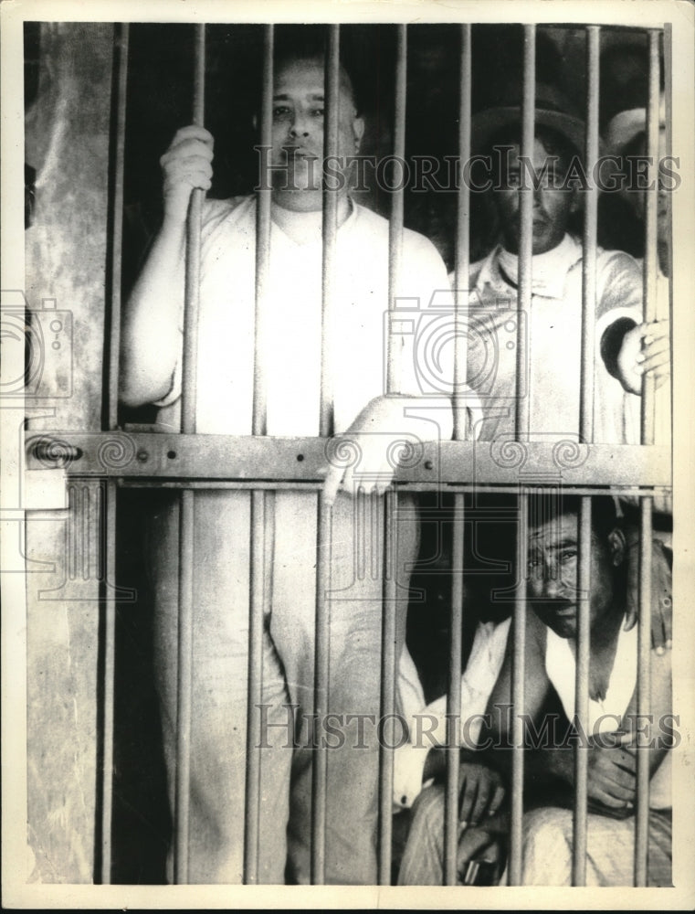 1932 Press Photo Mexican Labor leader Luis Morones behind bars in Los Mochis, MX-Historic Images