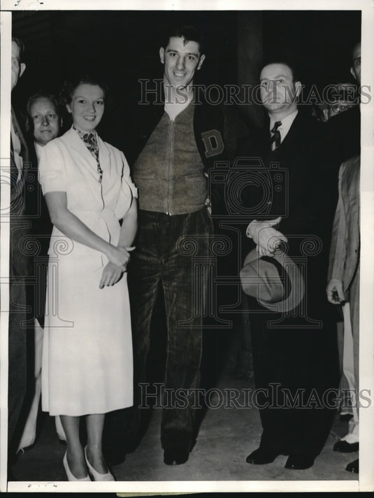 1937 Leontine McGregor, Mike Basrak, coach Clipper Smith Orange Bowl - Historic Images