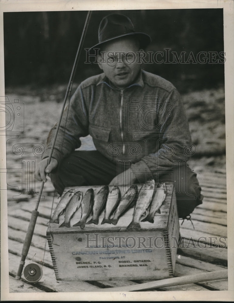 1938 Press Photo Jimmy Donahue & his fishing catch - nec04745-Historic Images