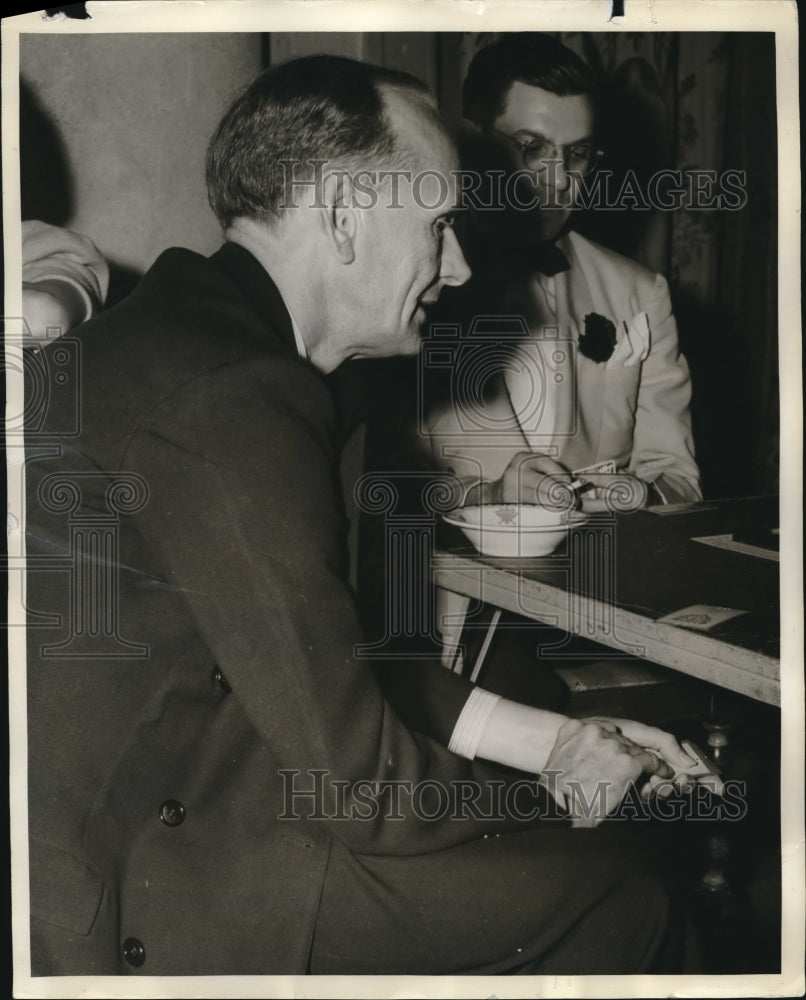 1942 Patrick Dunne of Miami blind Bridge player - Historic Images