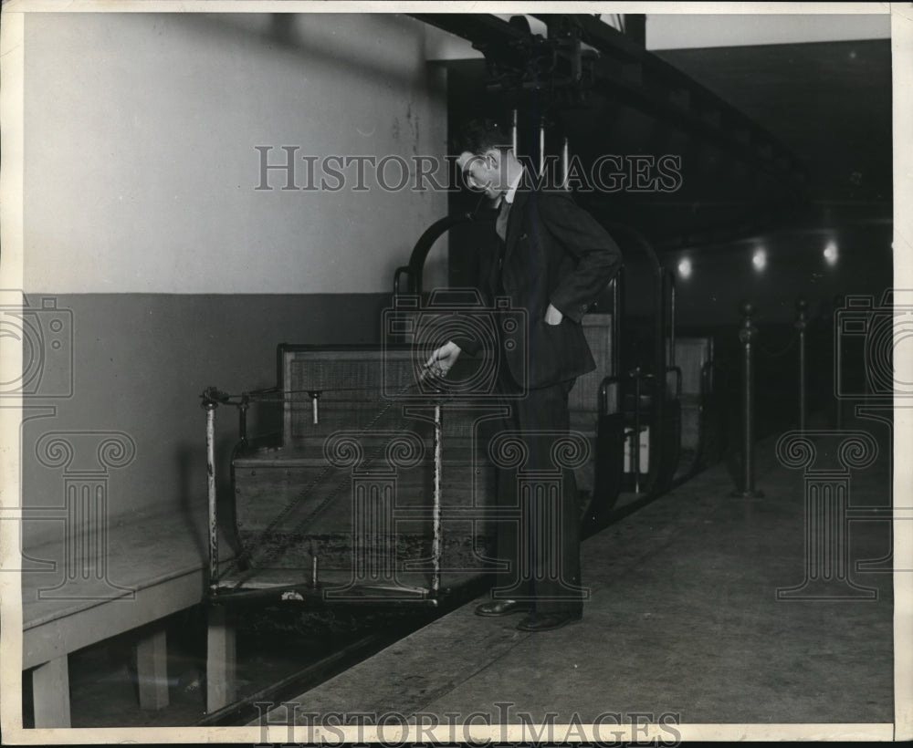 1930 Senate Subway Operator Points To Railing Damaged By Crash - Historic Images